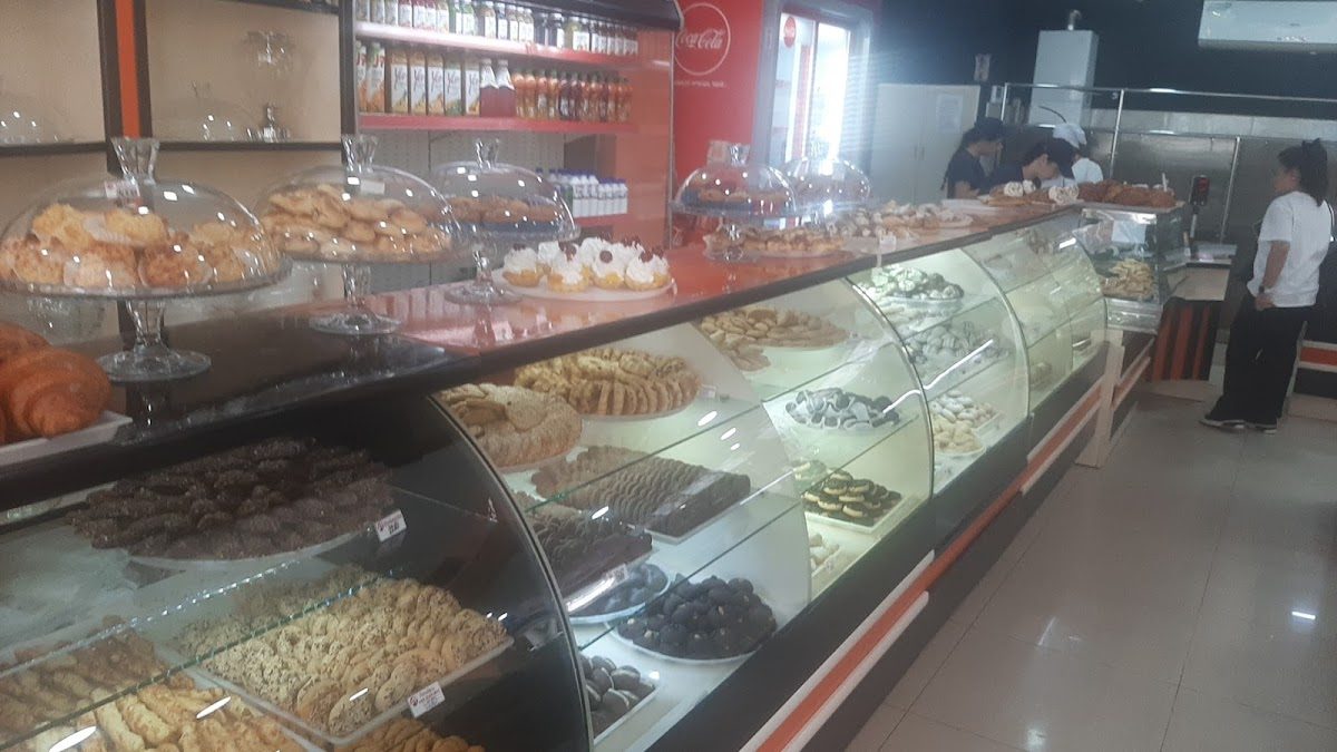 Asteri Greek Bakery — photo 1