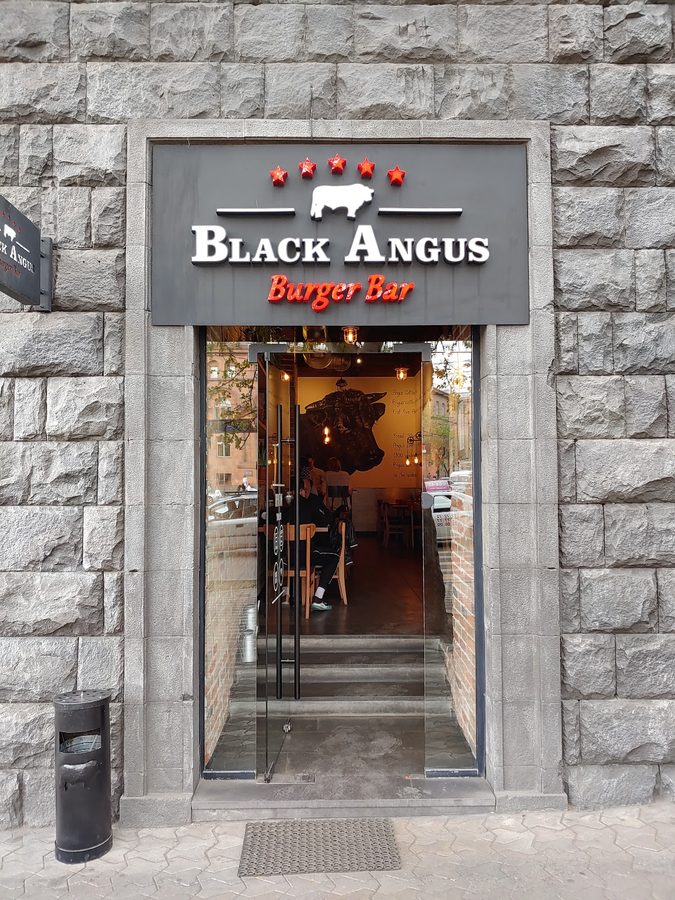 Black Angus — photo 1
