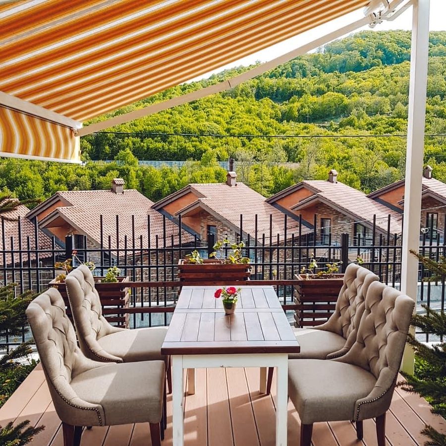 Craftsmen's Tsaghkadzor Restaurant House — фото 1