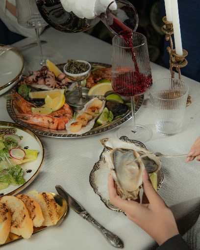 Date Restaurant — photo 1