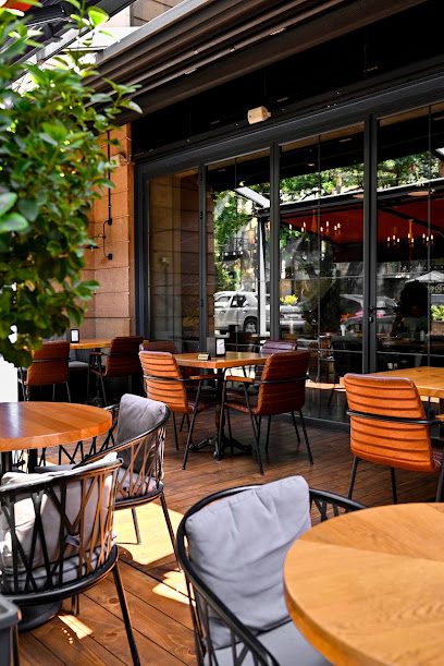 Fabrica Restaurant & More — photo 1