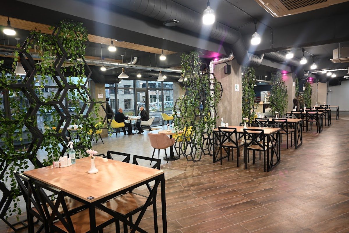 Foodetory Food Hall — photo 1