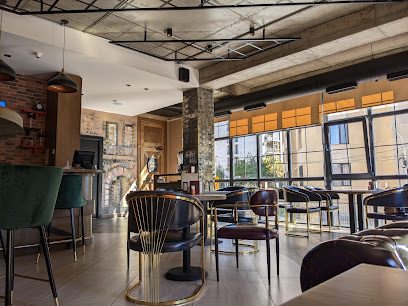 Jean's Bistro — photo 1