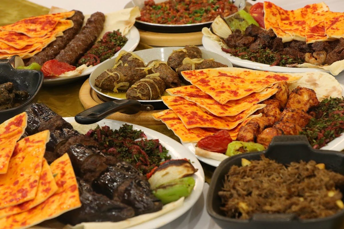 Mandaloun Restaurant — photo 1