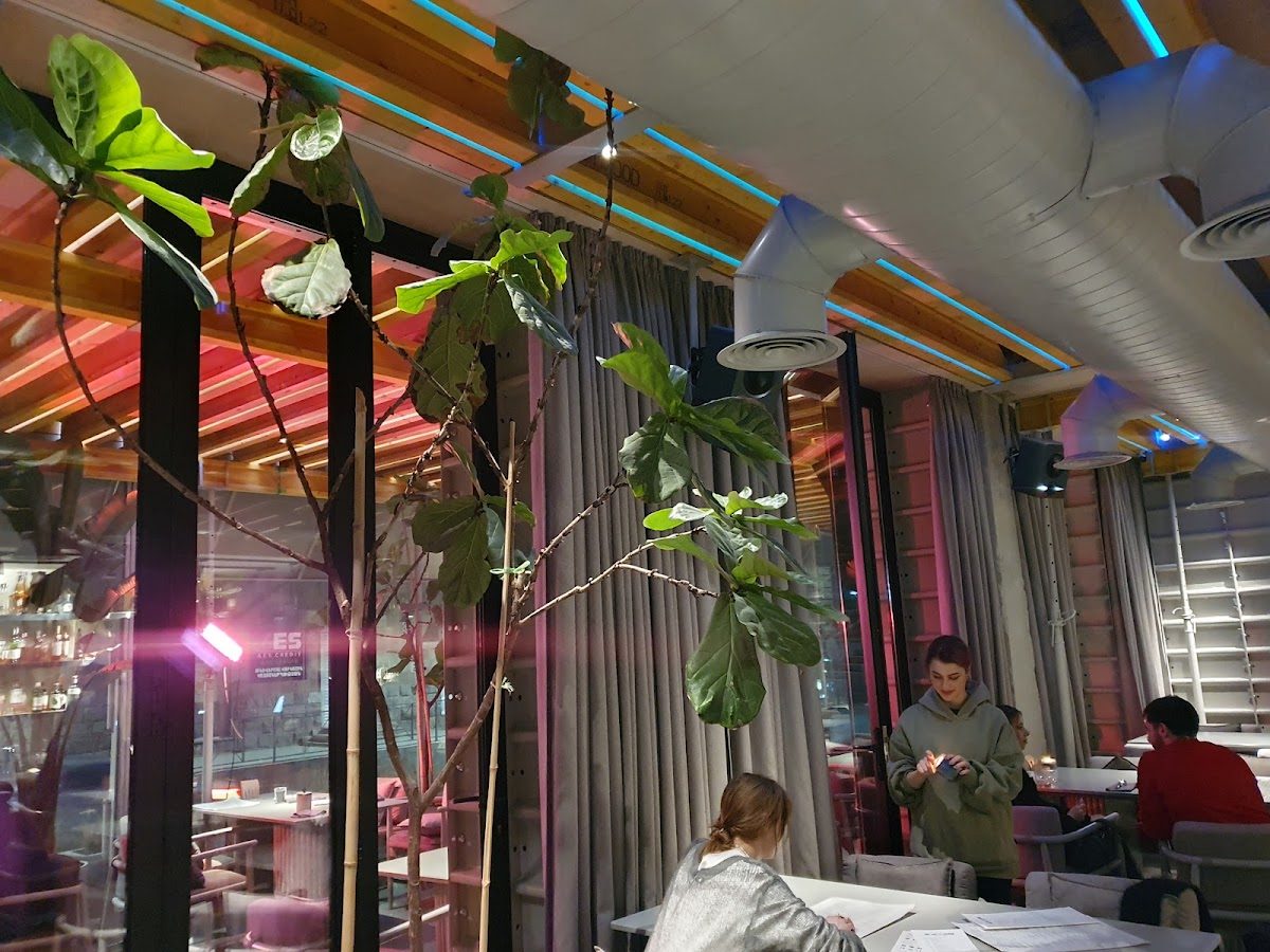 Monogram Gastro Bar — photo 1