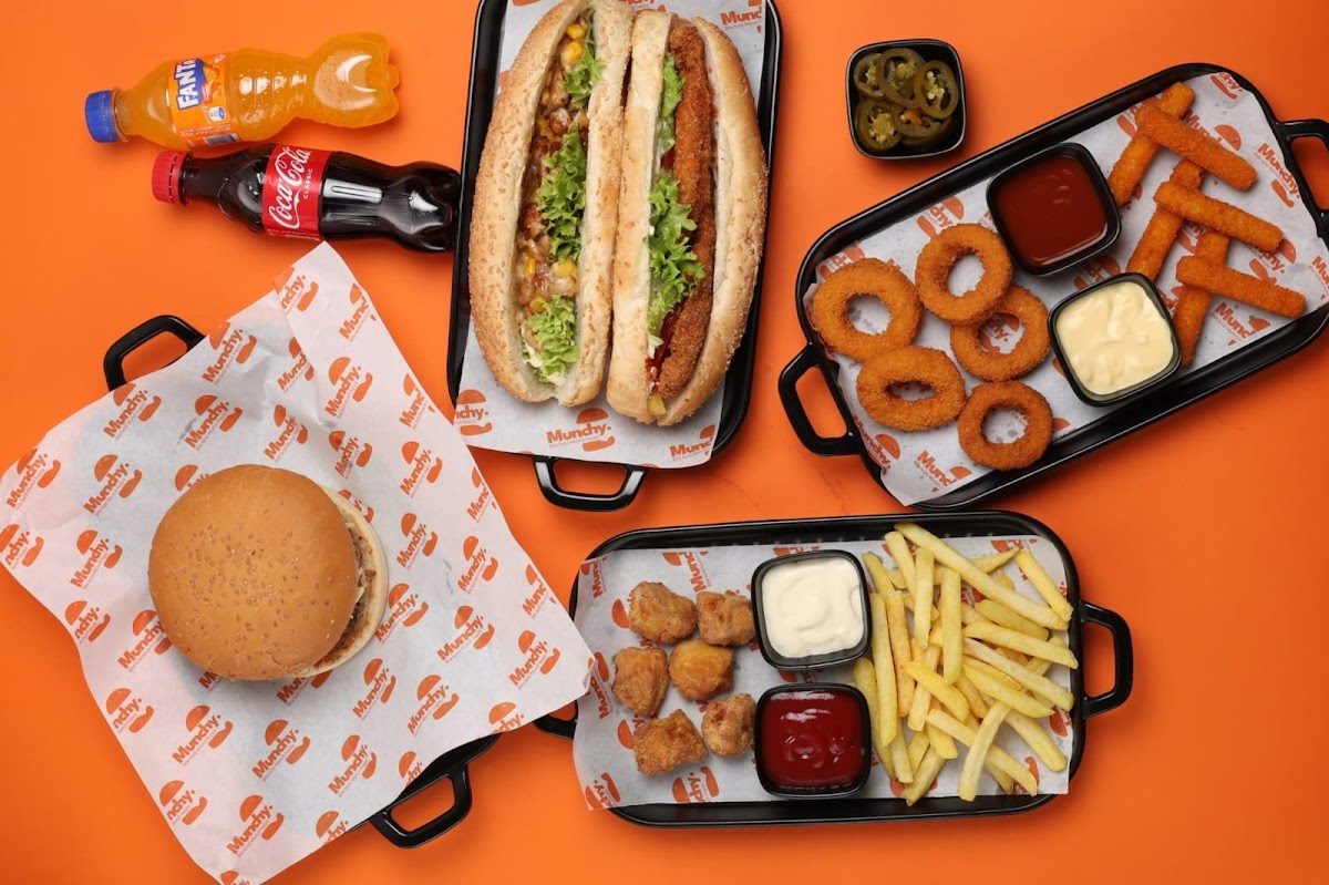 Munchy Burger — Kentron (Center)