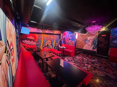 Smash House — photo 1
