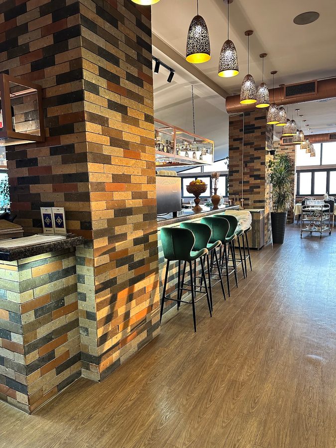 Tonir Restaurant — photo 1