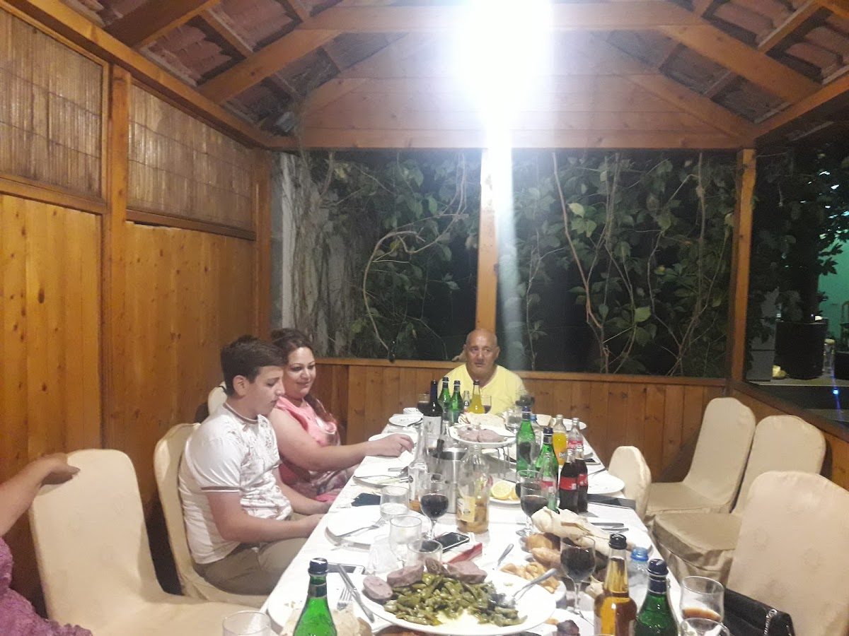 Ureni Restaurant — photo 1