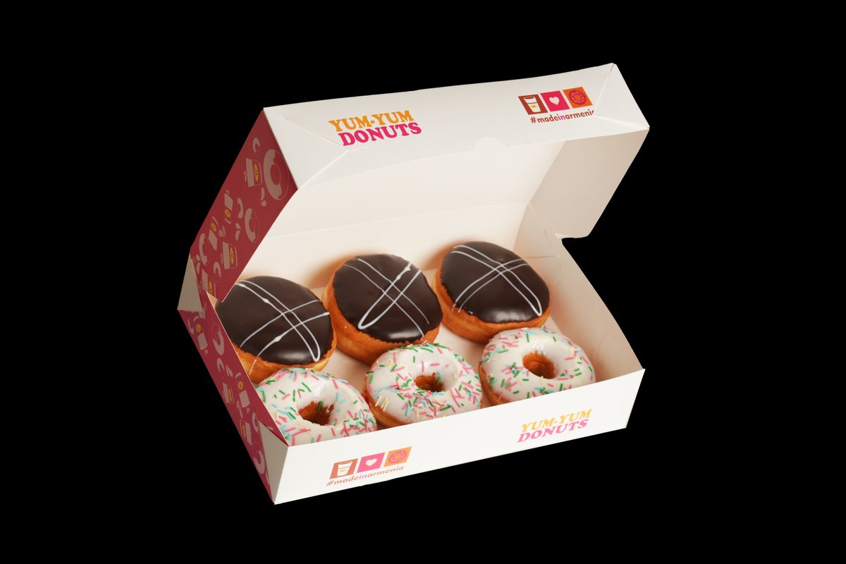Yum-Yum Donuts — photo 1
