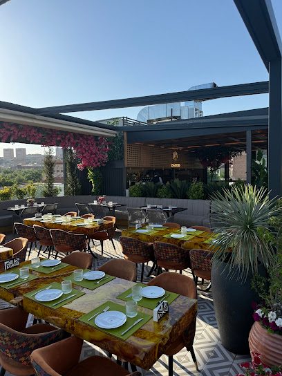 Zazoo Rooftop Lounge — photo 1